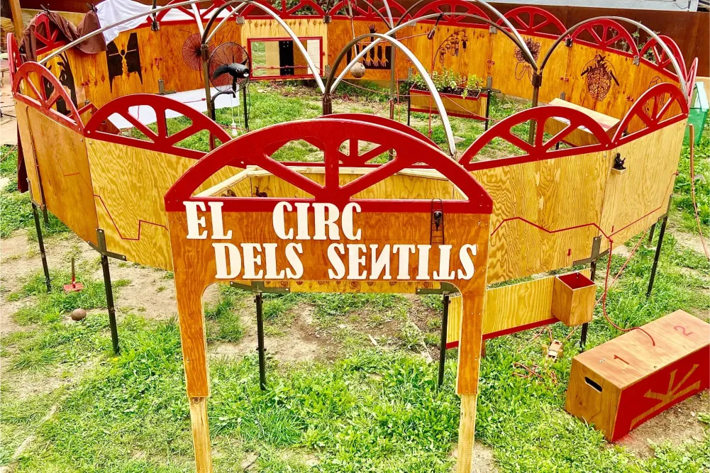 El Circ dels Sentits El Circ dels Sentits