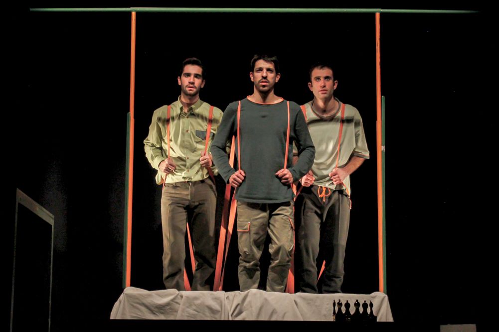 La revolució de les 4 idees - Dúo fàcil | © Laura Capdevila La revolució de les 4 idees - Dúo fàcil | © Laura Capdevila