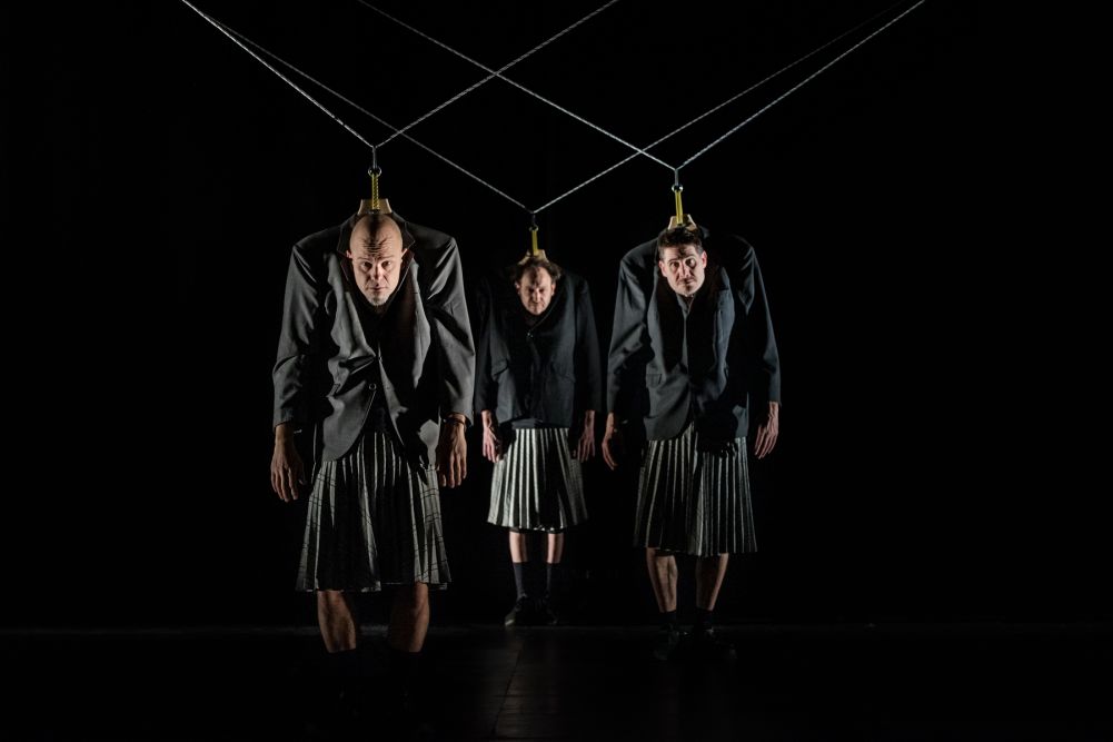Imperfect - Companyia de comediants La Baldufa Imperfect - Companyia de comediants La Baldufa